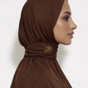 Hijab cagoule à boutons en jersey – Rosy Brown