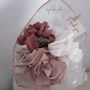 Le Bouquet Grand Éclat : Composition Royale de 4 Hijabs Premium